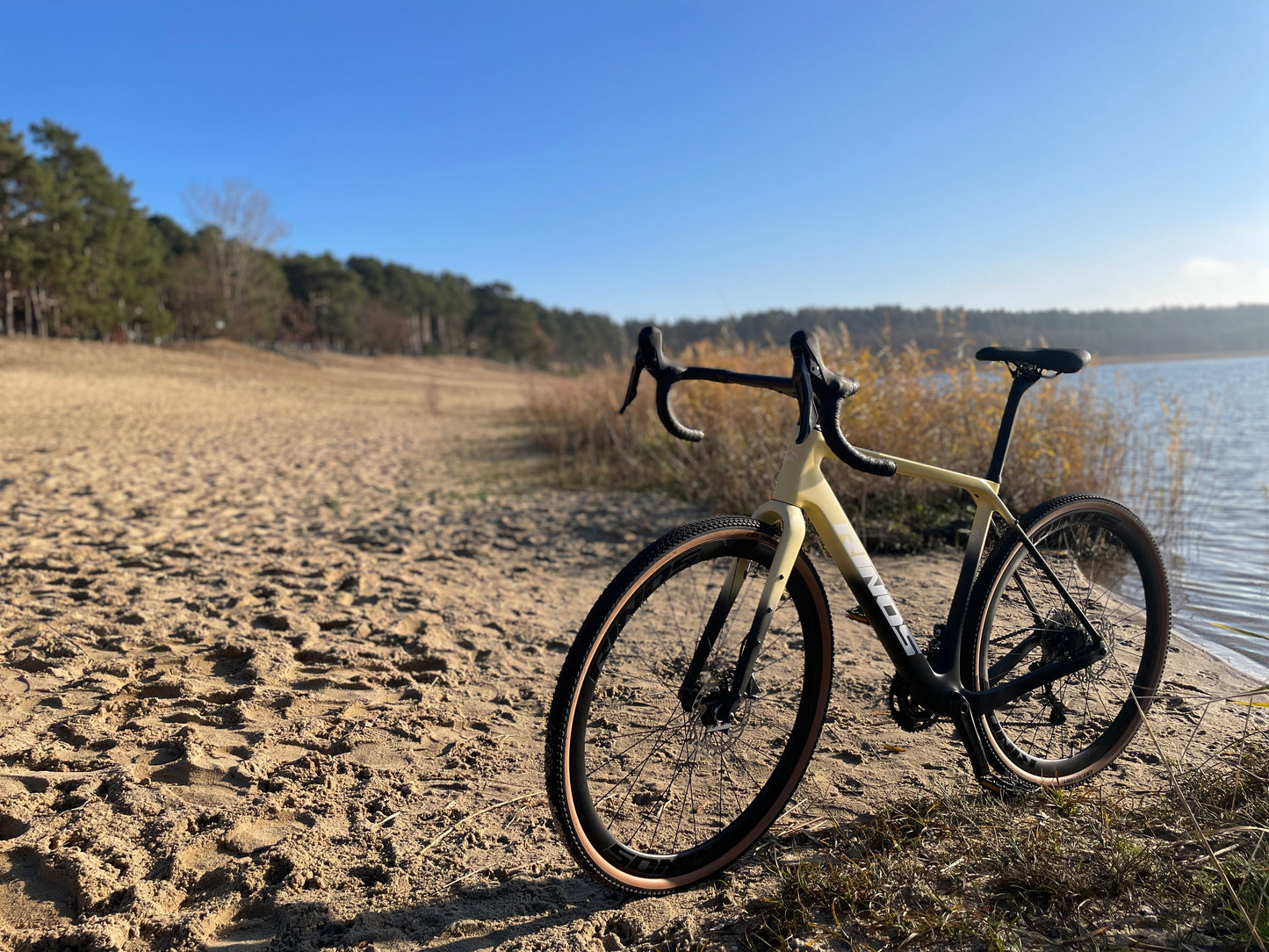 RINOS Carbon Gravel Fiets Sandman7.0 Shimano GRX820