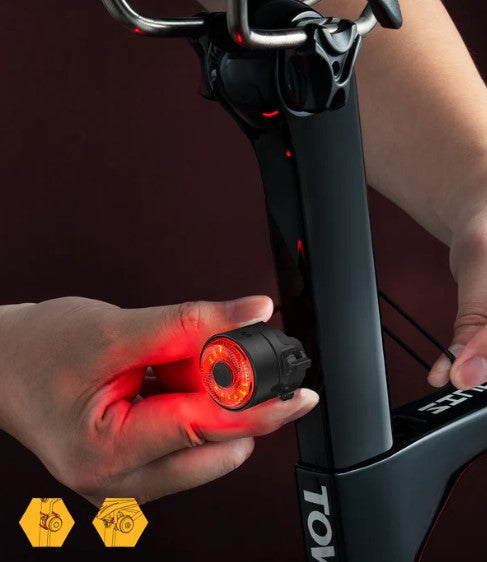 TOWILD TL03 Fietsachterlicht Rem Auto Sensing Fietsachterlicht USB Oplaadbaar achterlicht IPX7 Waterdicht 3 veiligheidsmodi Ultra helder voor nachtelijk rijden