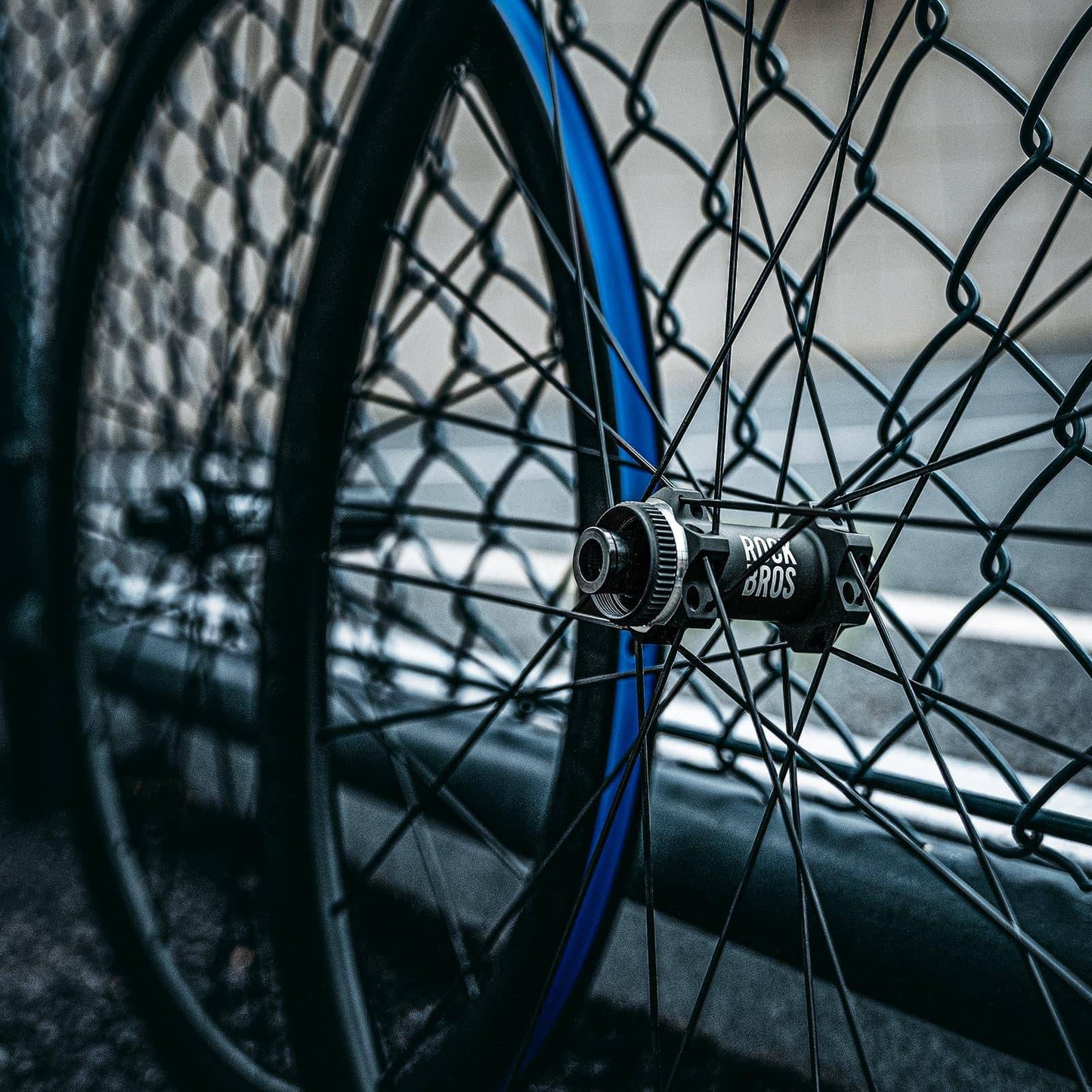 700C carbon wielset met 38 mm schijfrem en steekas voor racefietsen van ROCKBROS